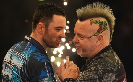 Darts: már a 16 között búcsúzott a címvédő