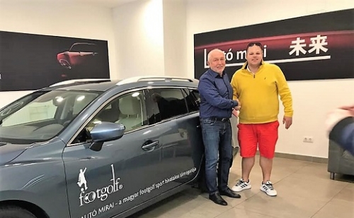 Mazda 6-ossal támogatják a Footgolfot
